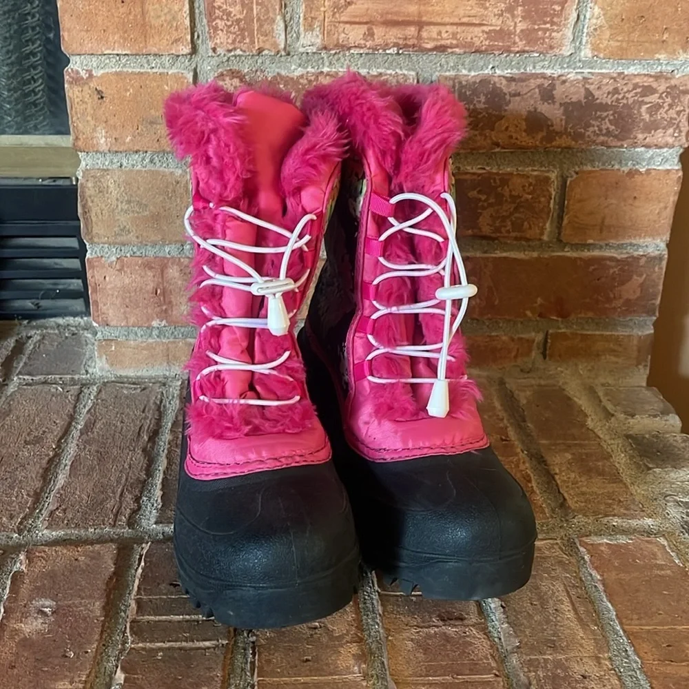 Thinsulate Celeste Peace Pink Snow Boots